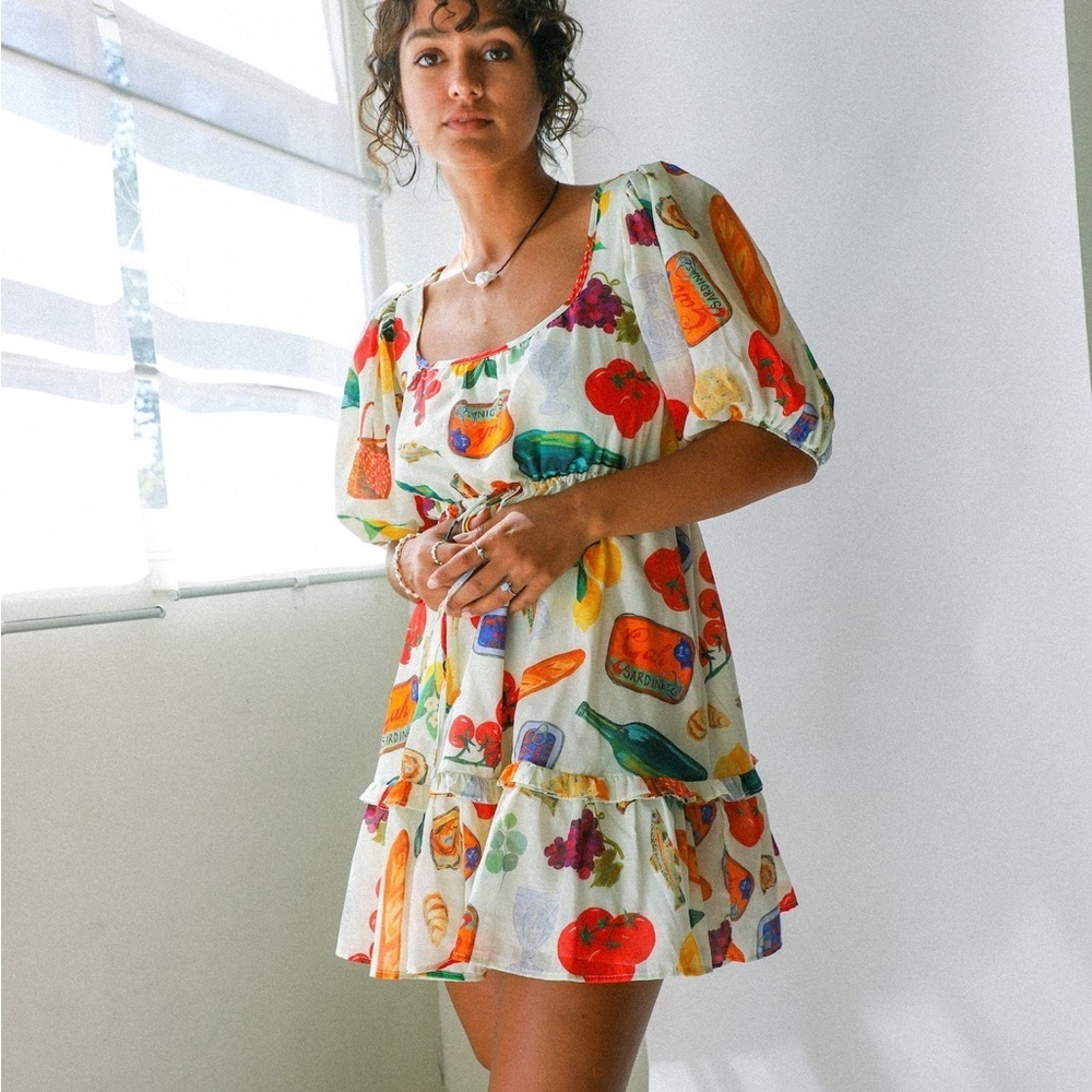 Lisa Says Gah Cream Mini Dress with Multicolor Fruit & Food Print - Picture 6 of 12